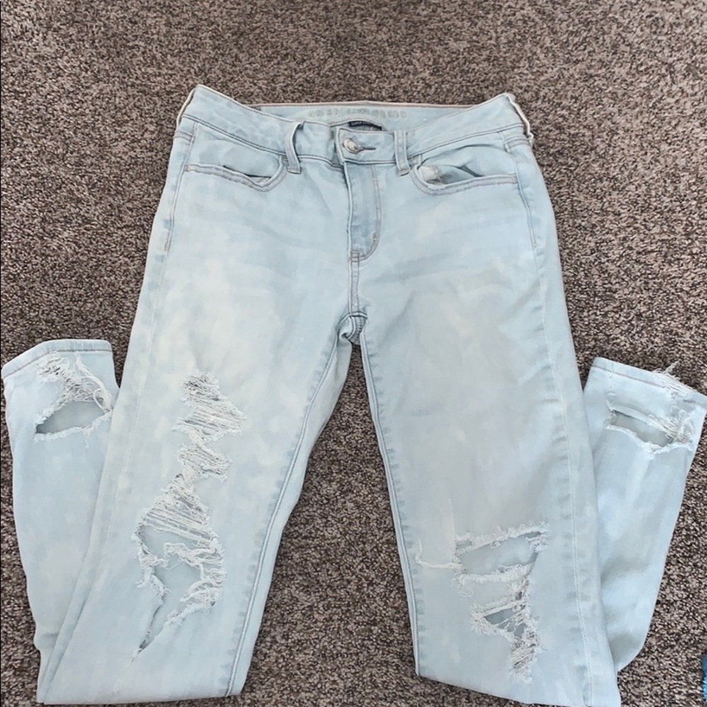 AMERICAN EAGLE SKINNY JEANS